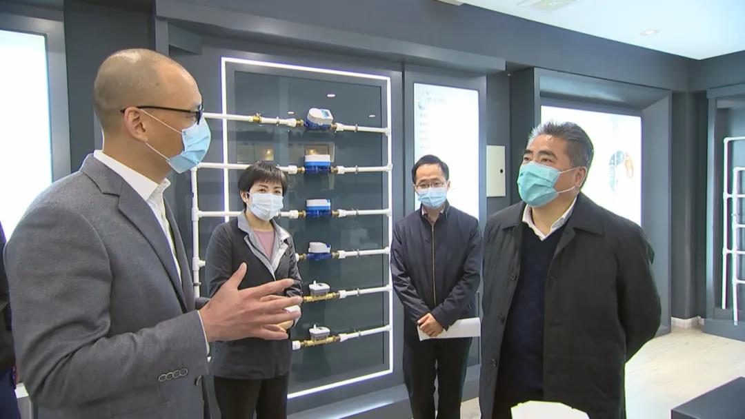 市委書(shū)記、市人大常委會(huì )主任項雪龍到騰越科技調研一季度生產(chǎn)經(jīng)營(yíng)情況 